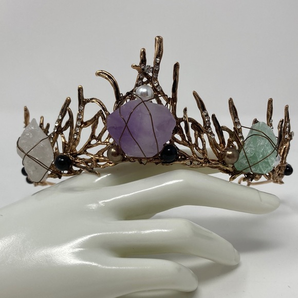 Praline Queen Jewelry - Majestic Genuine Gemstone Crown with Amethyst, Fluorite & Quartz Crystal